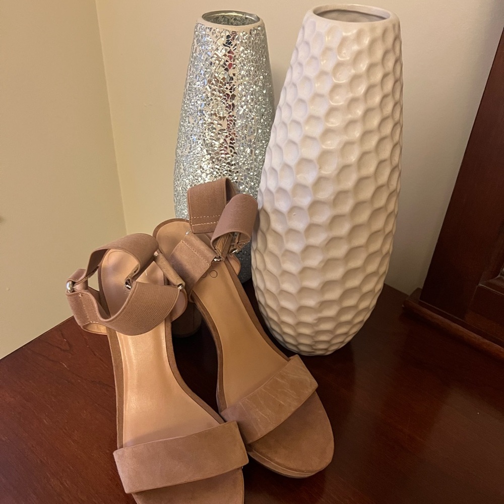 Franco Sarto Tan Women's Sandals